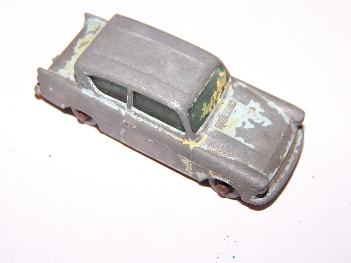 Matchbox Ford Anglia 7